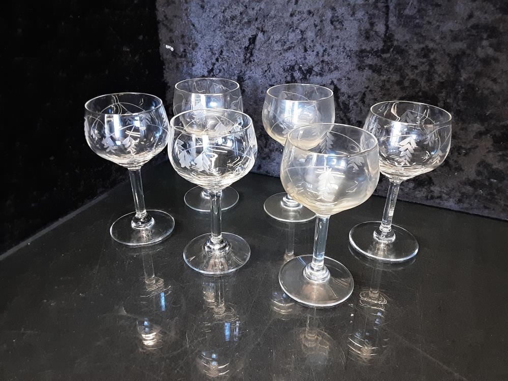 LOT DE 6 VERRES A PORTO 