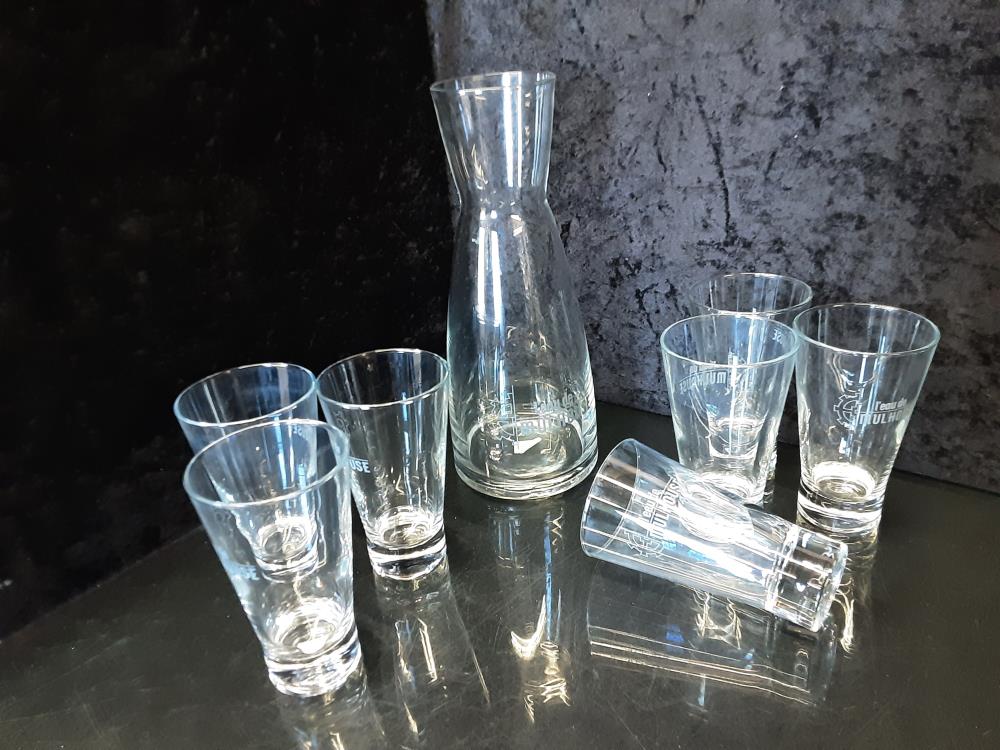 CARAFE + 7 VERRES A EAU 