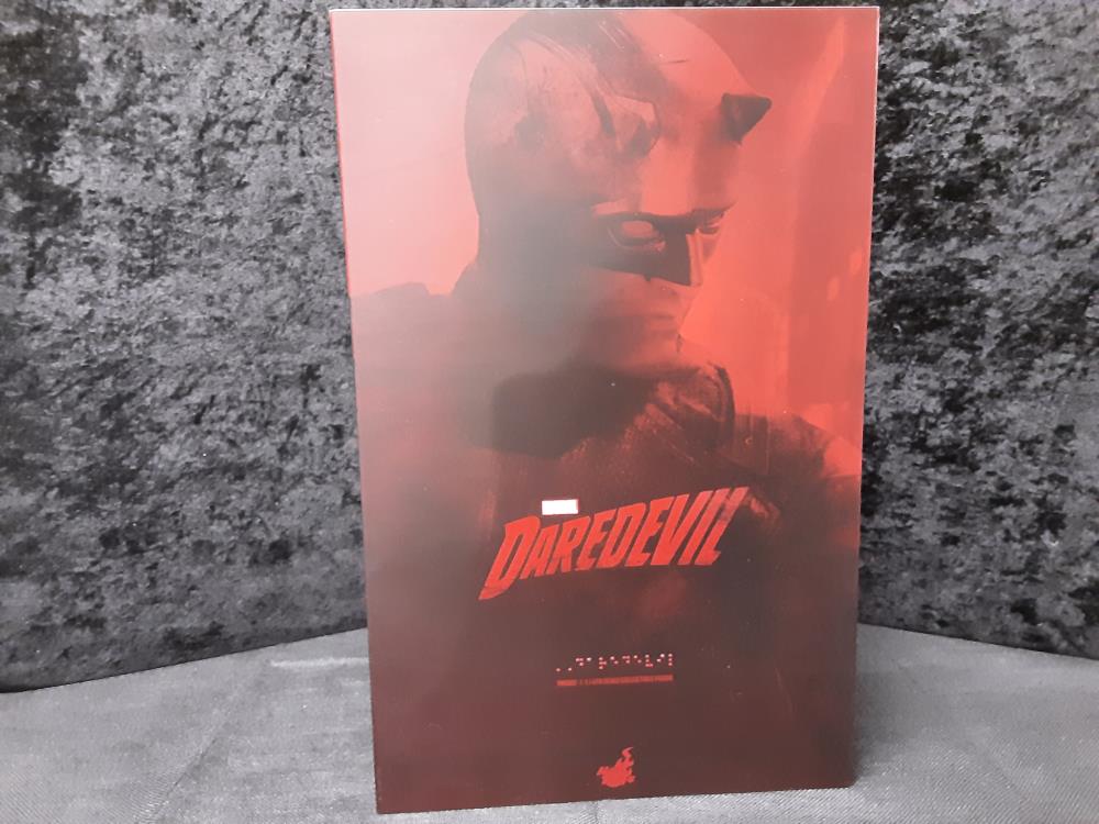 FIGURINE HOT TOYS DAREDEVIL "DAREDEVIL" TMS003