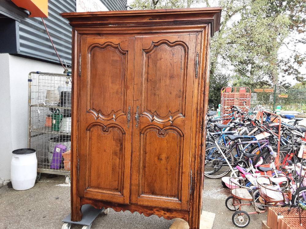 ARMOIRE 2 PORTES CHEVILLEES CHENE