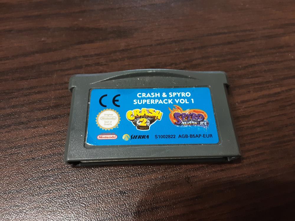 JEU CRASH ET SPYRO POUR NINTENDO GAMEBOY ADVANCE