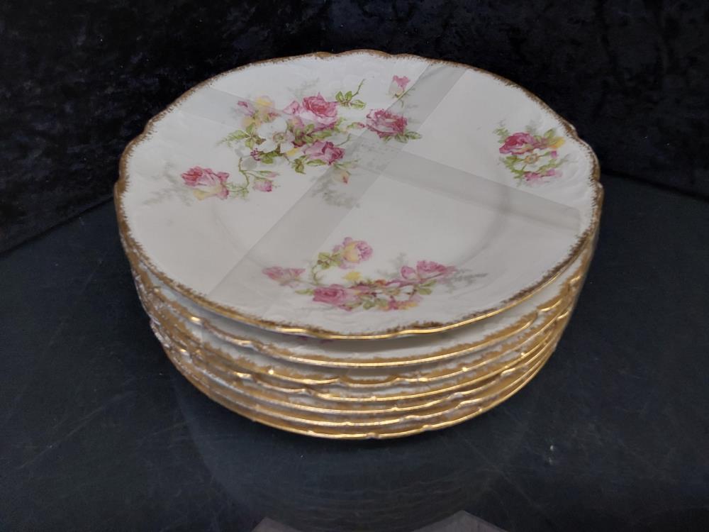 LOT DE 7 ASSIETTES DESSERTS DECOR FLEURS