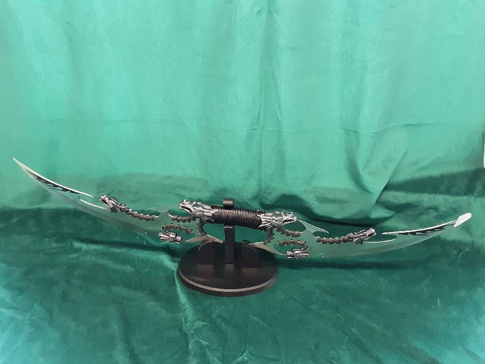 COUTEAU DOUBLE FACE DRAGON SUR SUPPORT 65CM (W-5868)