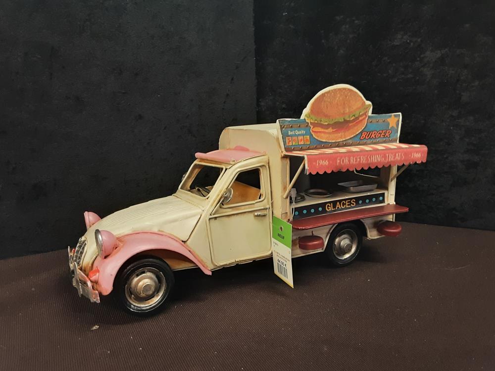 2CV METAL HAMBURGER 28X14X16 D1029