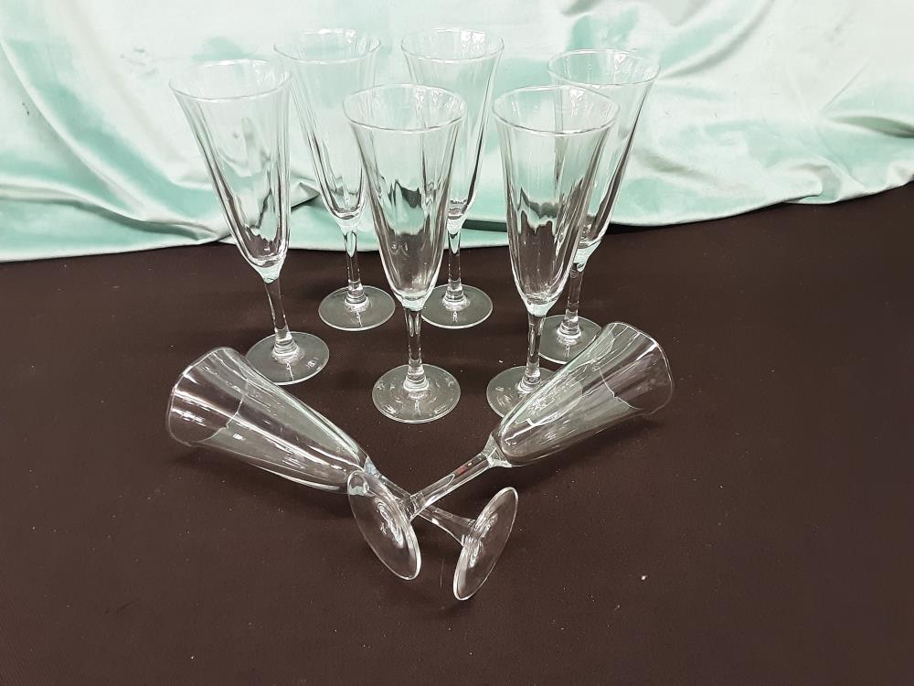 LOT DE 8 FLUTES