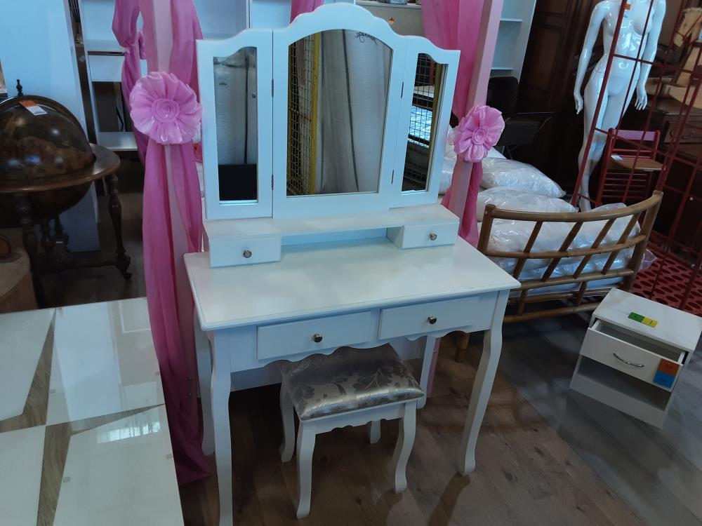 COIFFEUSE BLANCHE AVEC TABOURET BOIS LAQUE 