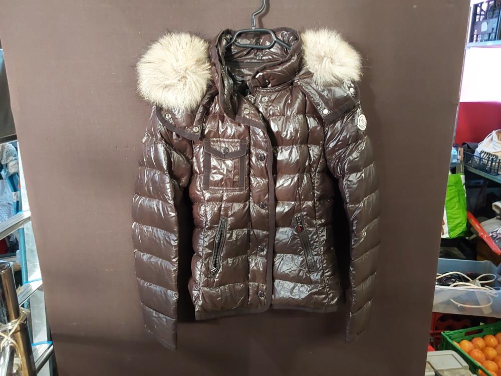 VESTE MONCLER MARRON FONCE TAILLE O