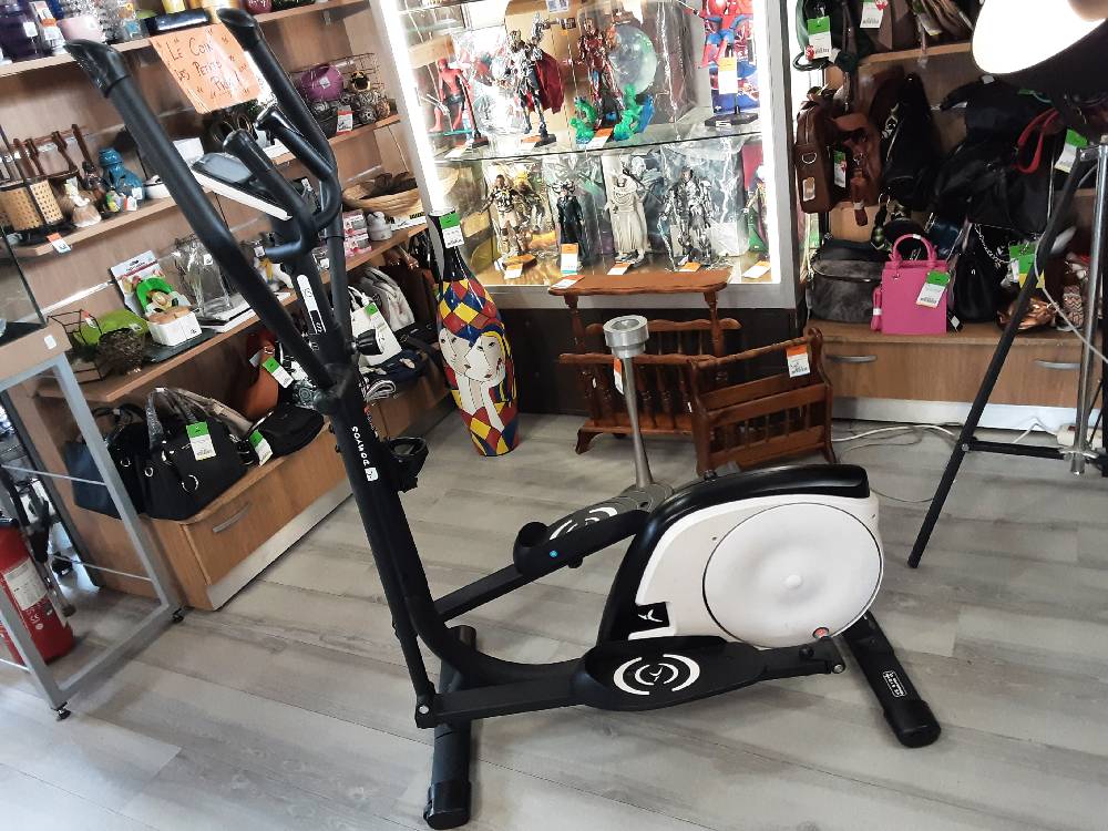 VÉLO ELLIPTIQUE DOMYOS