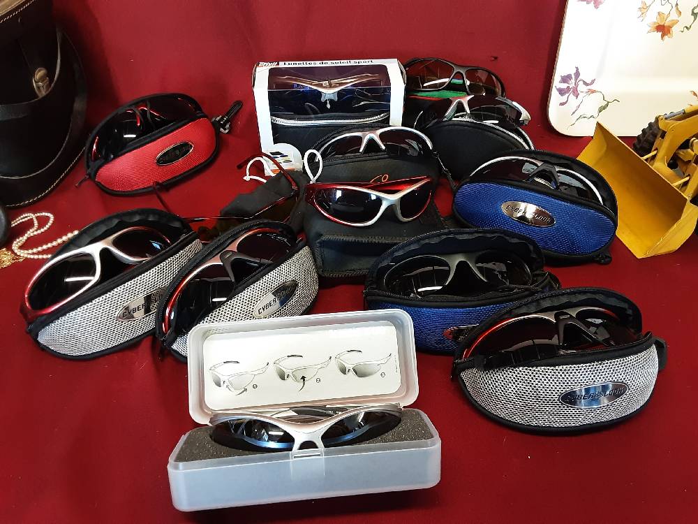 LUNETTES DE SOLEIL 
