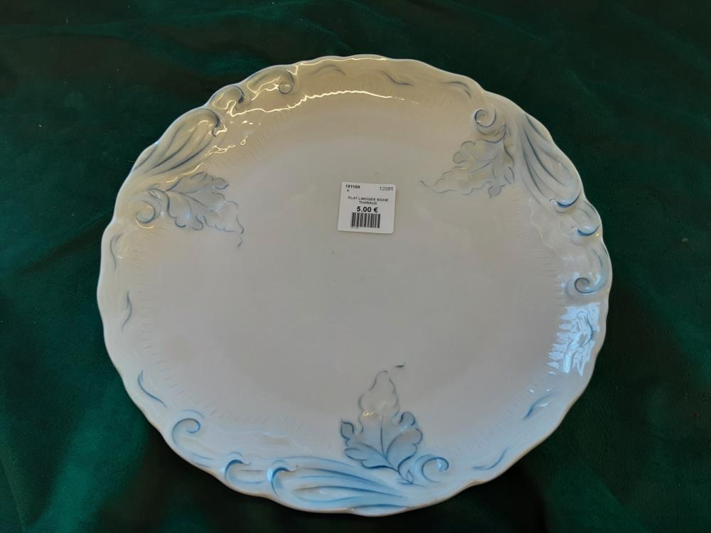 PLAT LIMOGES SIGNÉ THARAUD 