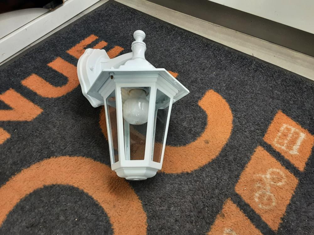 LANTERNE EXTERIEUR BLANCHE