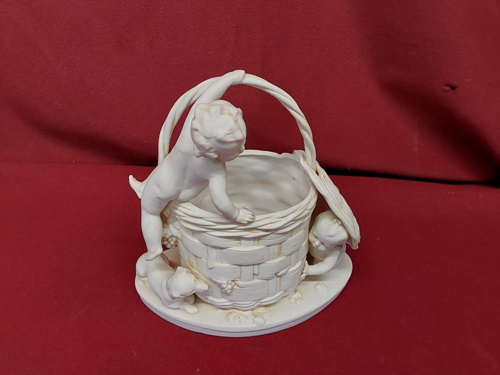 STATUETTE ENFANTS + CHIEN EN BISCUIT