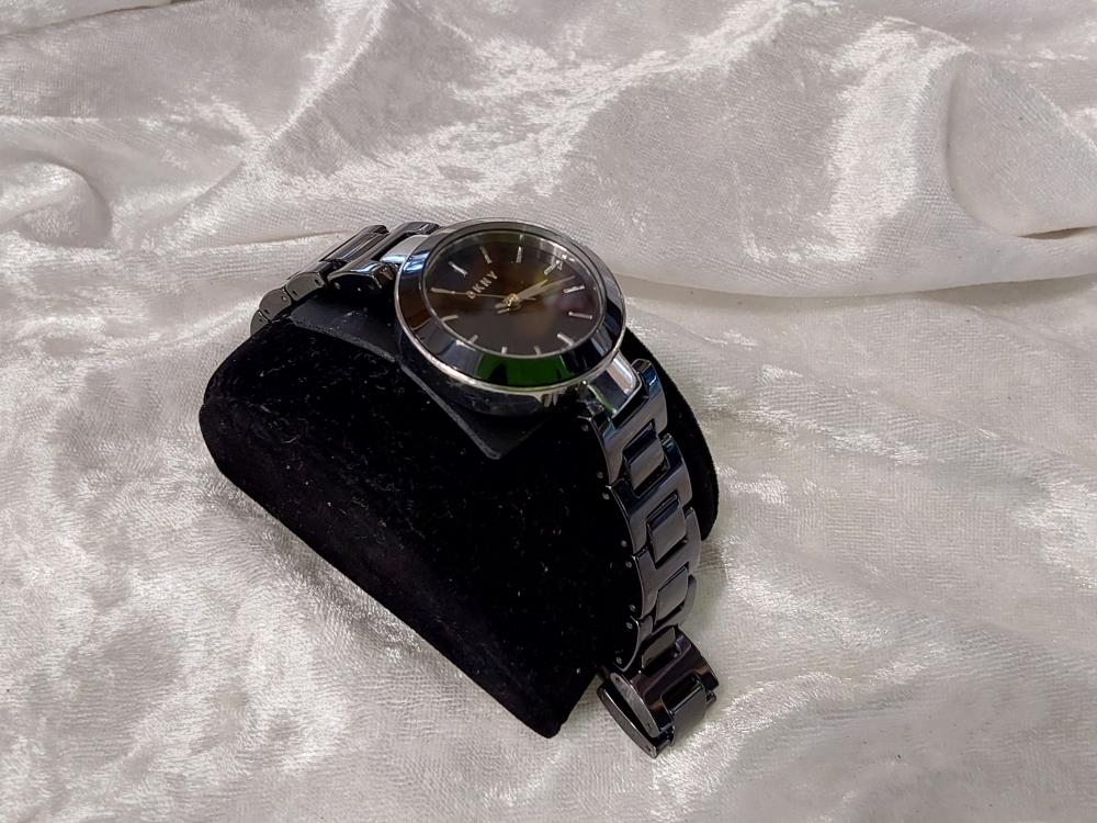 MONTRE DKNY NOIRE CERAMIQUE