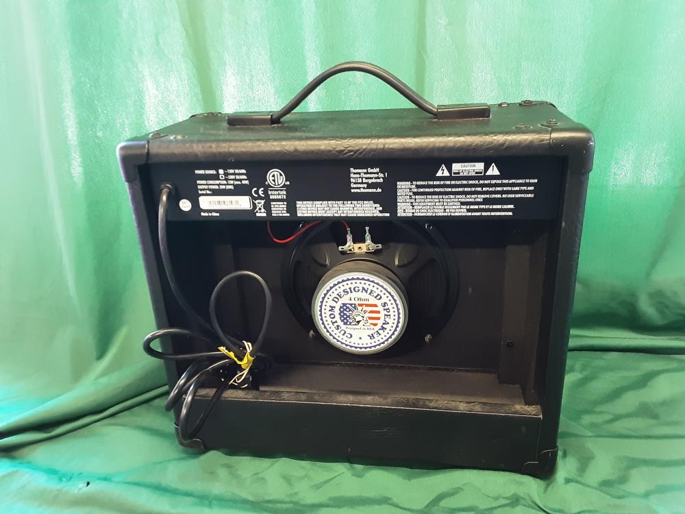 AMPLI GUITARE HARLEY BENTON HB-20R 15W