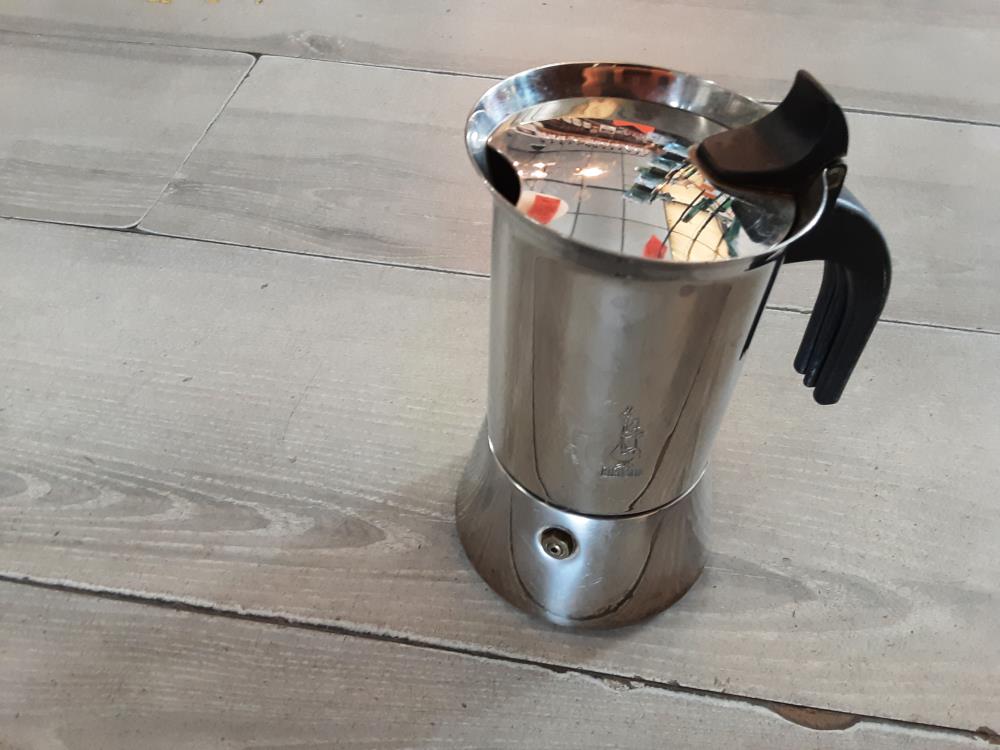 CAFETIÈRE ITALIENNE EN INOX PM