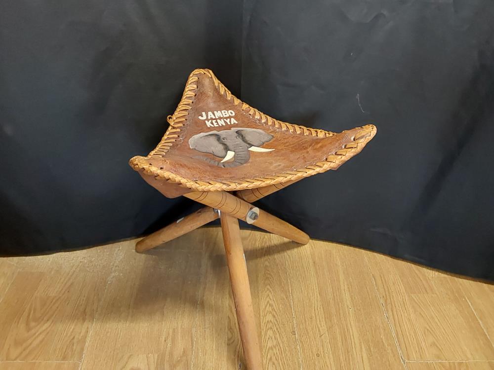 TABOURET ASSISE CUIR JEMBO KENYA