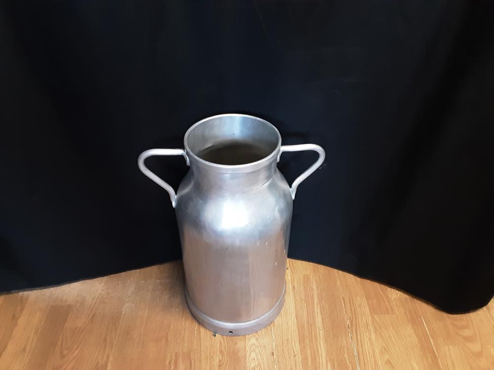 POT A LAIT TGM SANS COUVERCLE EN ALU HAUTEUR 52 CM DIAMETRE 18CM