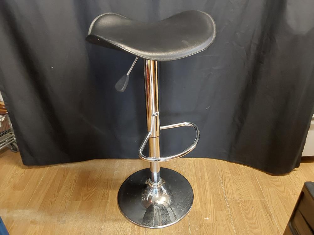 TABOURET DE BAR ASSISE SIMILI NOIS PIED CHROME