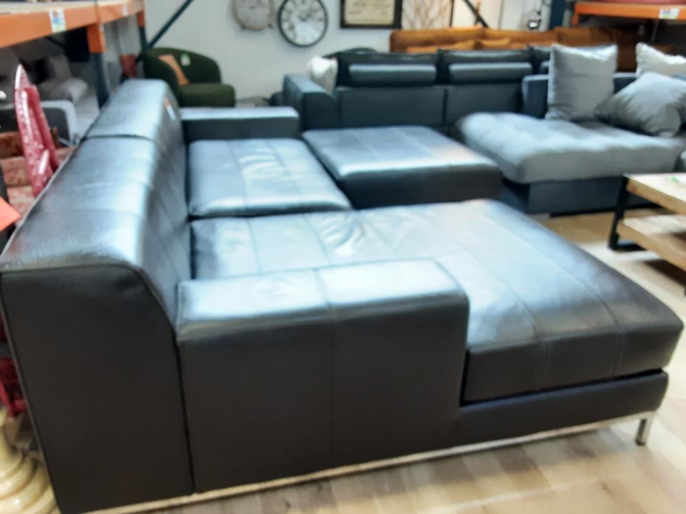 CANAPE D ANGLE + POUF CUIR MARRON