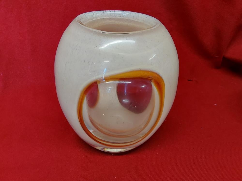 VASE PATE DE VERRE BEIGE ET BRUN