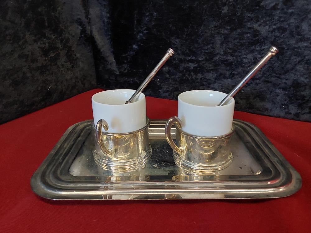 TÊTE A TÊTE - 2 TASSES PORCELAINE AVEC M.A + PLATEAU 