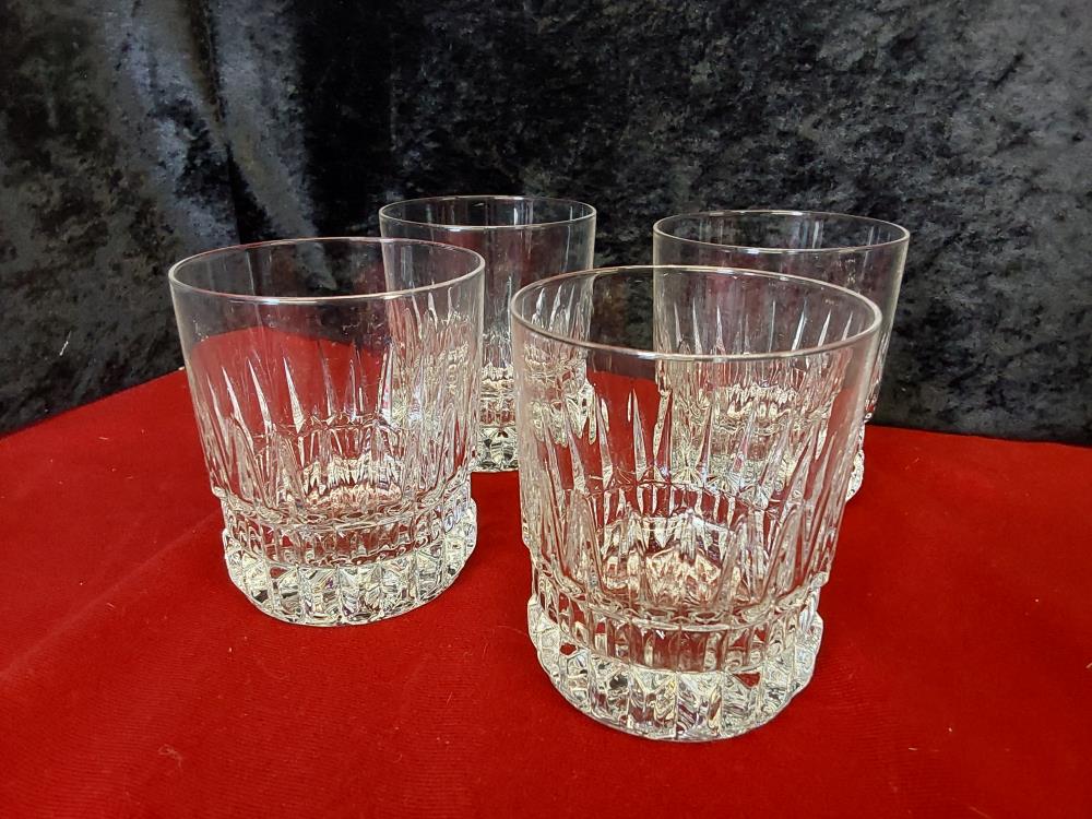 LOT DE 4 VERRES A WHISKY CRISTAL 