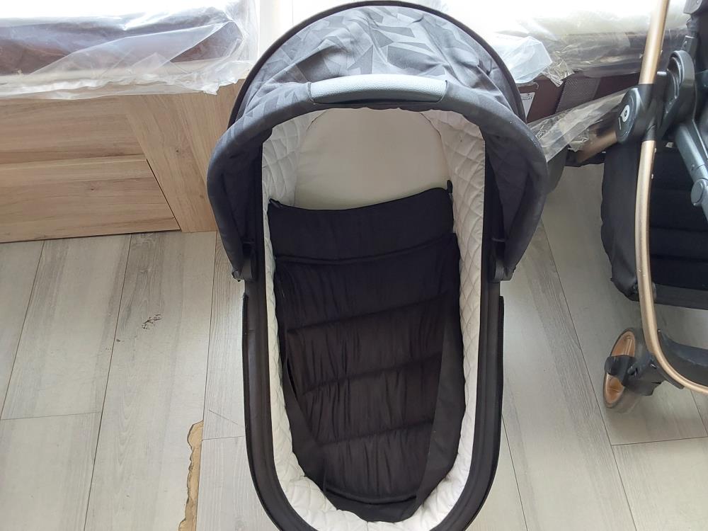 POUSETTE +  COSY + LANDAU PREMAMAN