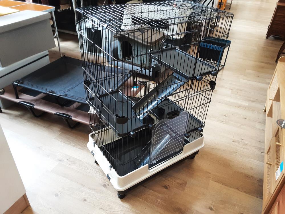 CAGE POUR RONGEURS 3 ÉTAGES (D51-095) 2ÈME CHOIX