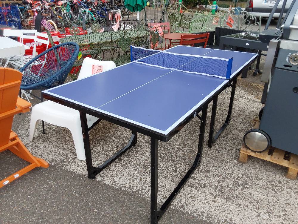 TABLE DE PING PONG COMPACT NOIR/BLEU (A90-130) 2ÈME CHOIX