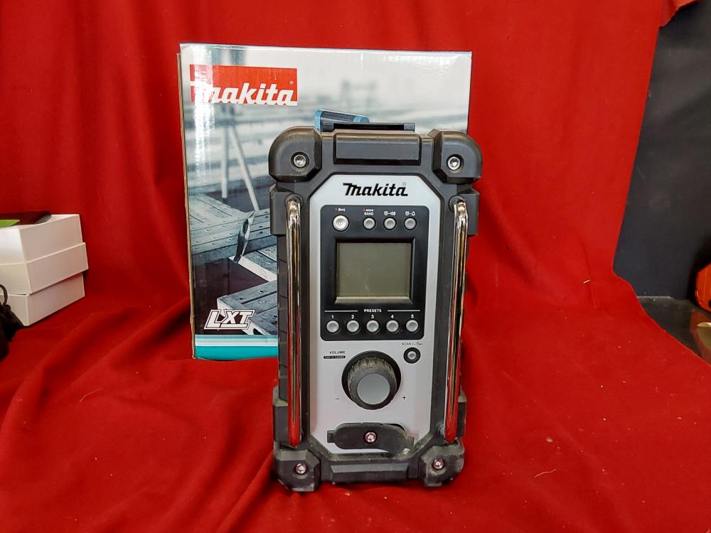 RADIO DE CHANTIER MAKITA