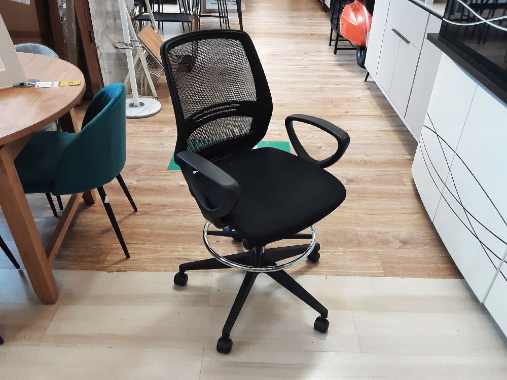 CHAISE DE BUREAU RÉGL. TISSU RESPIRANT NOIR (921-187) 2ÈME CHOIX