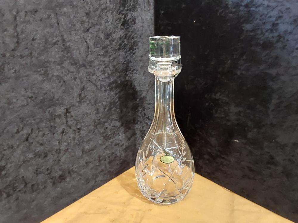 CARAFE AVEC BOUCHON CRISTAL DE ST LOUIS HAUT 32CM