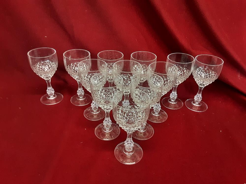 LOT DE 12 VERRES A PORTO EN CRISTAL
