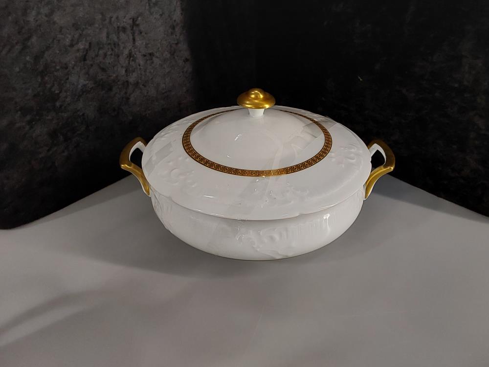 SOUPIÈRE PORCELAINE DE LIMOGES DECOR OR
