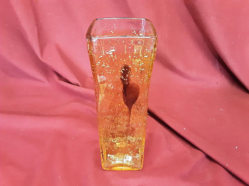VASE EN PATE DE VERRE BULLÉE