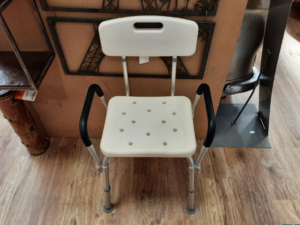 CHAISE DE DOUCHE ERGONOMIQUE MAX.136KG (72-0007) 2ÈME CHOIX