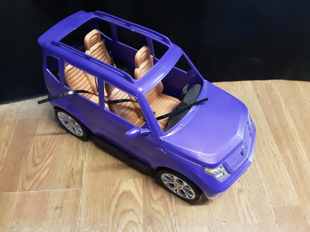 VOITURE BARBIE TGM VIOLETTE