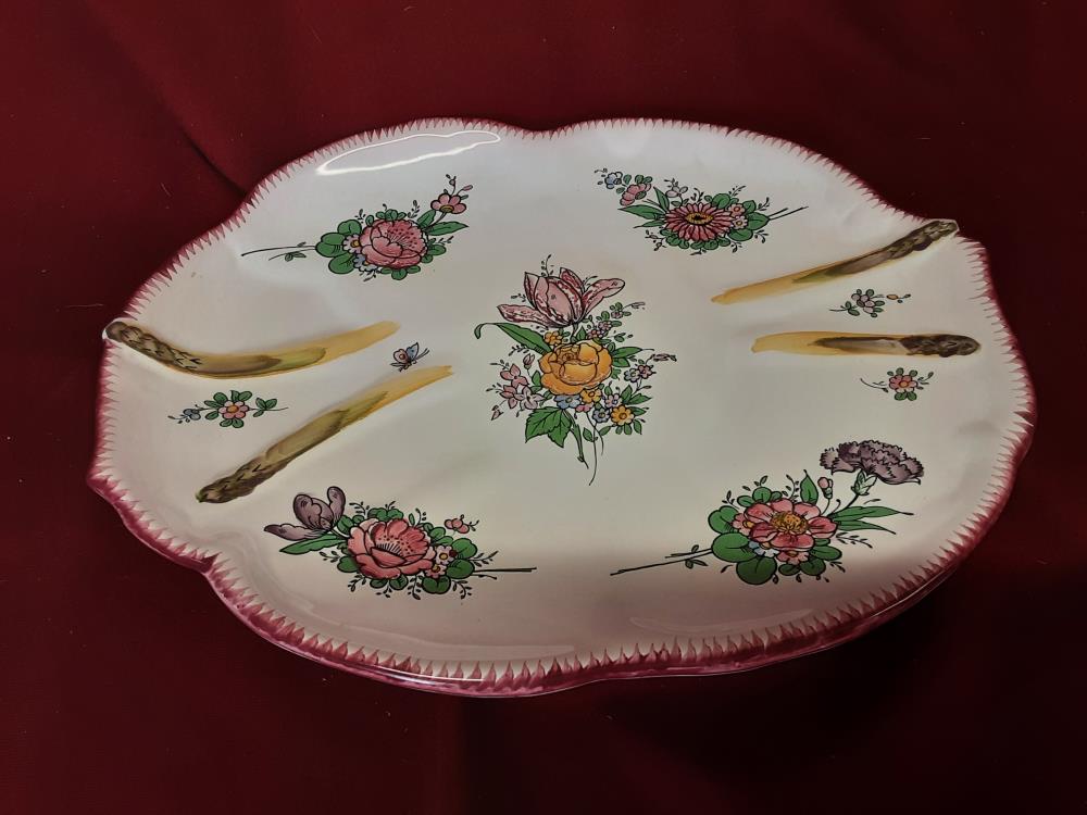 PLAT OVALE DECOR ANGOULEME PORCELAINE