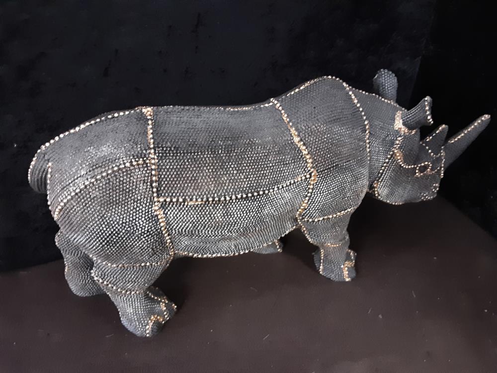 RHINOCEROS EN RESINE GM