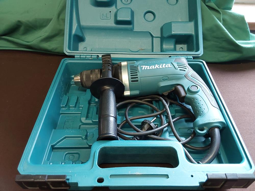 PERCEUSE MAKITA 710W