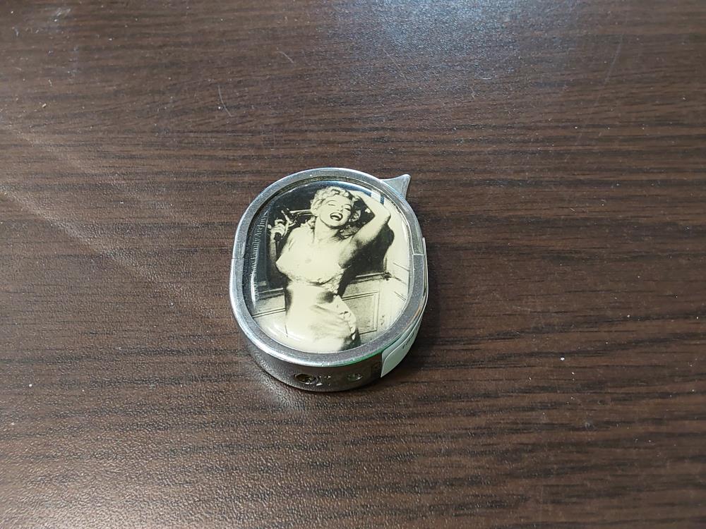 BRIQUET MARILYN MONROE