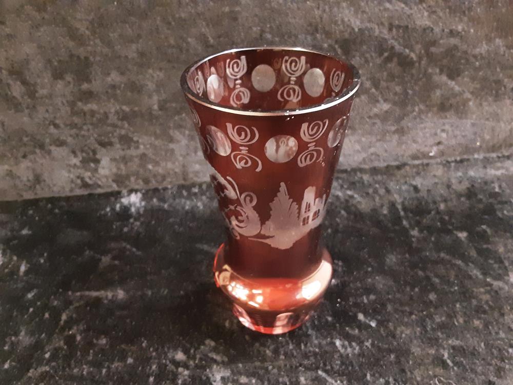 VERRE CRISTAL ROUGE