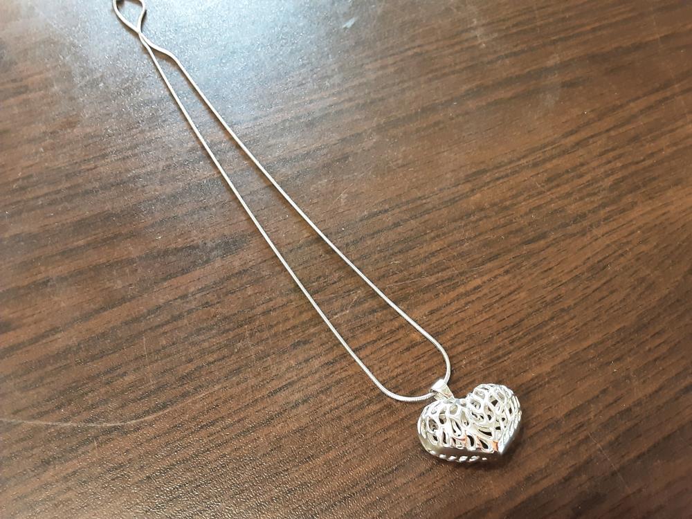 COLLIER COEUR ARGENT