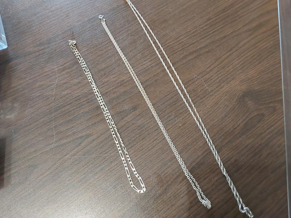 CHAINE DE COLLIER EN ARGENT