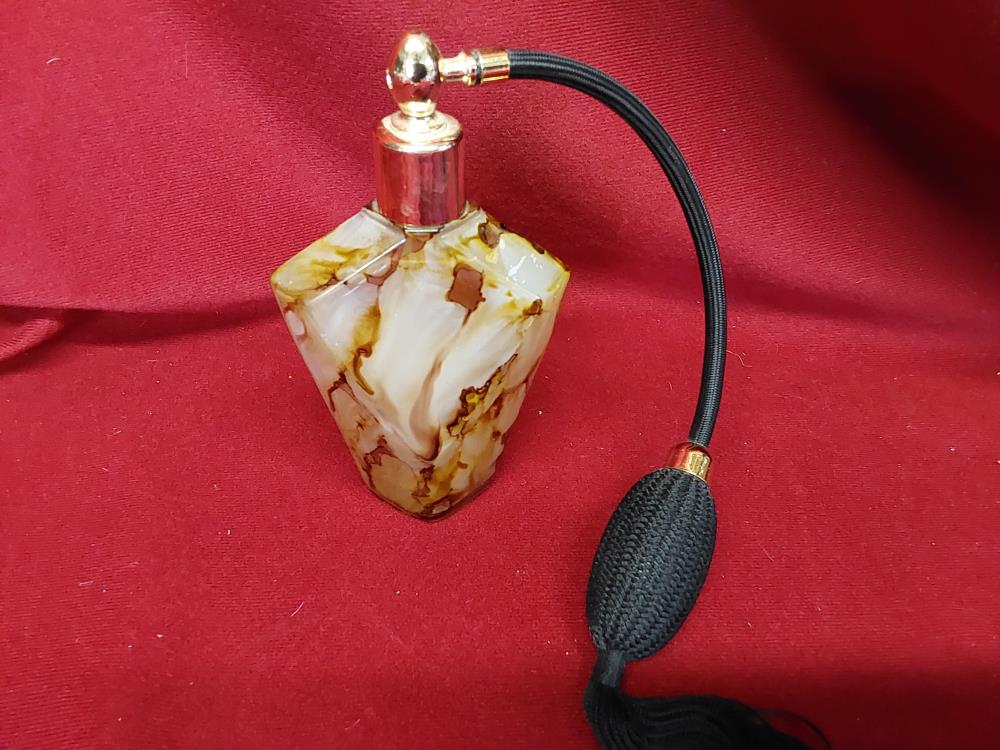 VAPORISATEUR PARFUM EN PATE DE VERRE BRUN ET BLANC