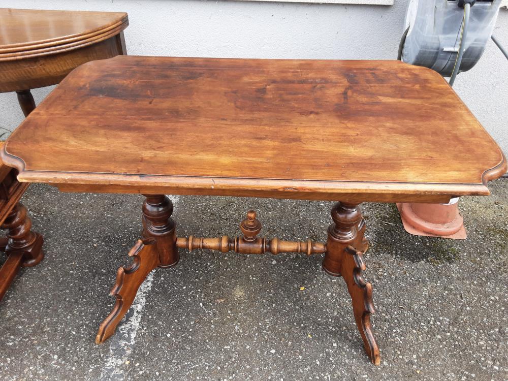 TABLE 1900 EN NOYER