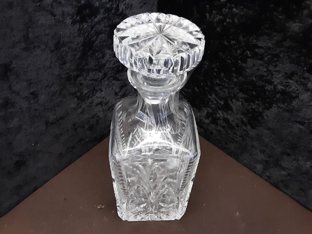 CARAFE EN CRISTAL