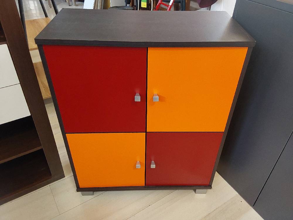 MEUBLE BAS 4 PORTES  ROUGE ET ORANGE