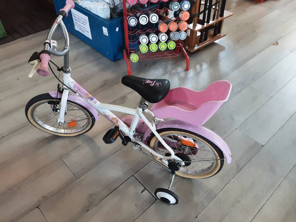VELO B.TWIN ROSE AVEC ROULETTES ARRIÈRE 