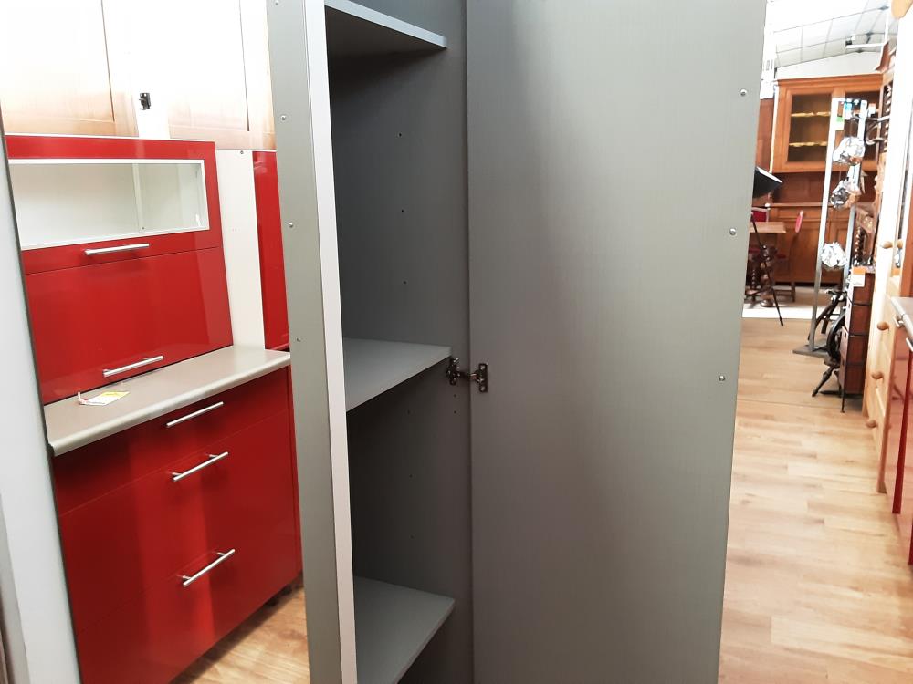 ARMOIRE 3 PORTES 2 TIROIRS BRUN ET BLANC